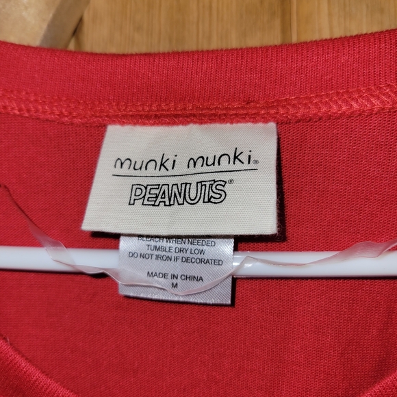 Munki Munki Snoopy Christmas Present Santa Hat Pajamas Size Medium - Picture 6 of 8